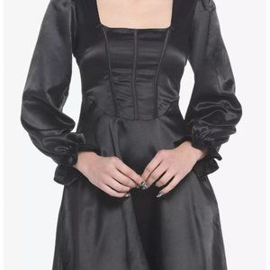 NWT Hot Topic Thorn and Fable Princess Satin Halloween dress small